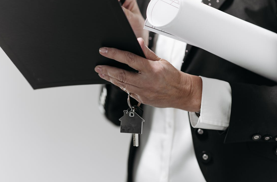 How to Handle Disputes Over Property Ownership Legally How to Handle Disputes Over Property Ownership Legally